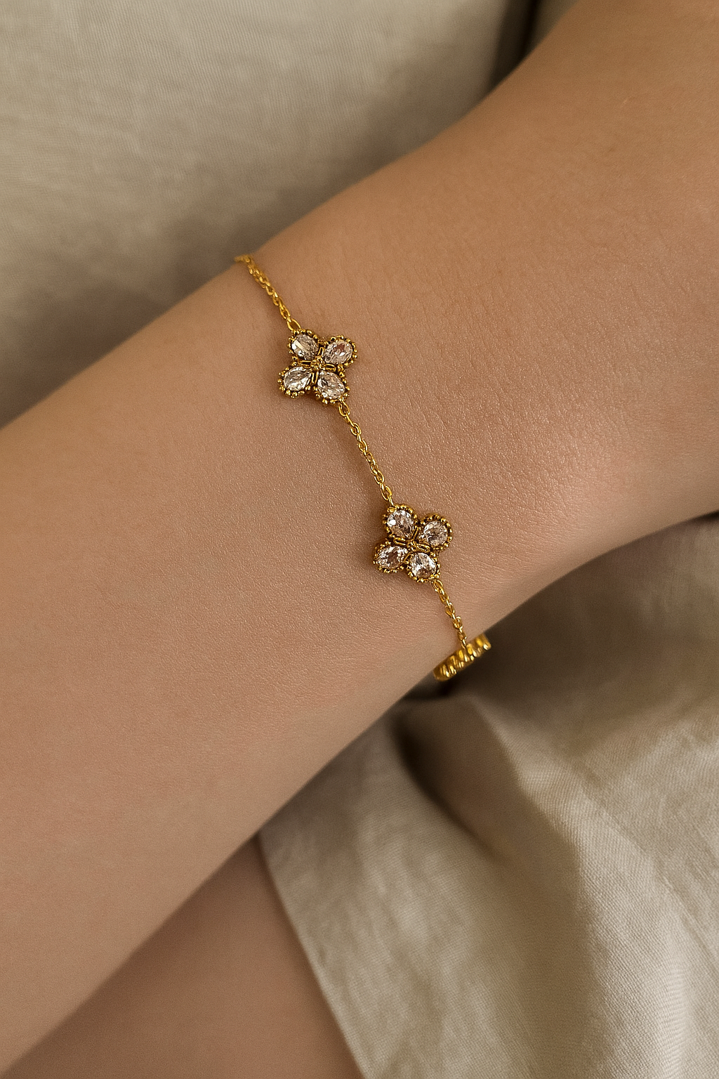 ARAY CLOVER BRACELET