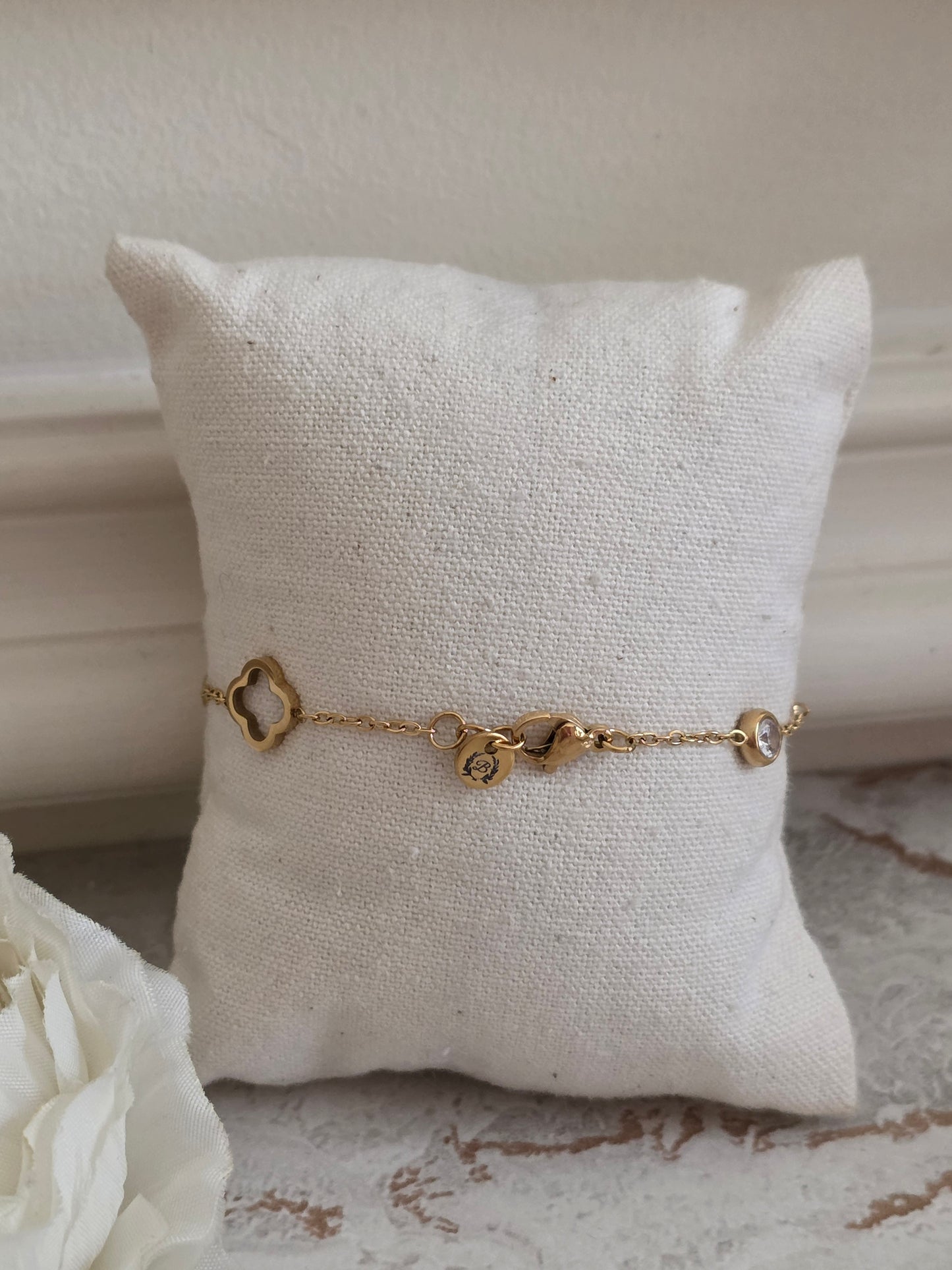 NAZ CLOVER BRACELET