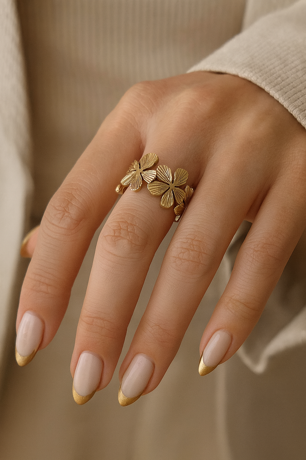 LILY FLOWER RING