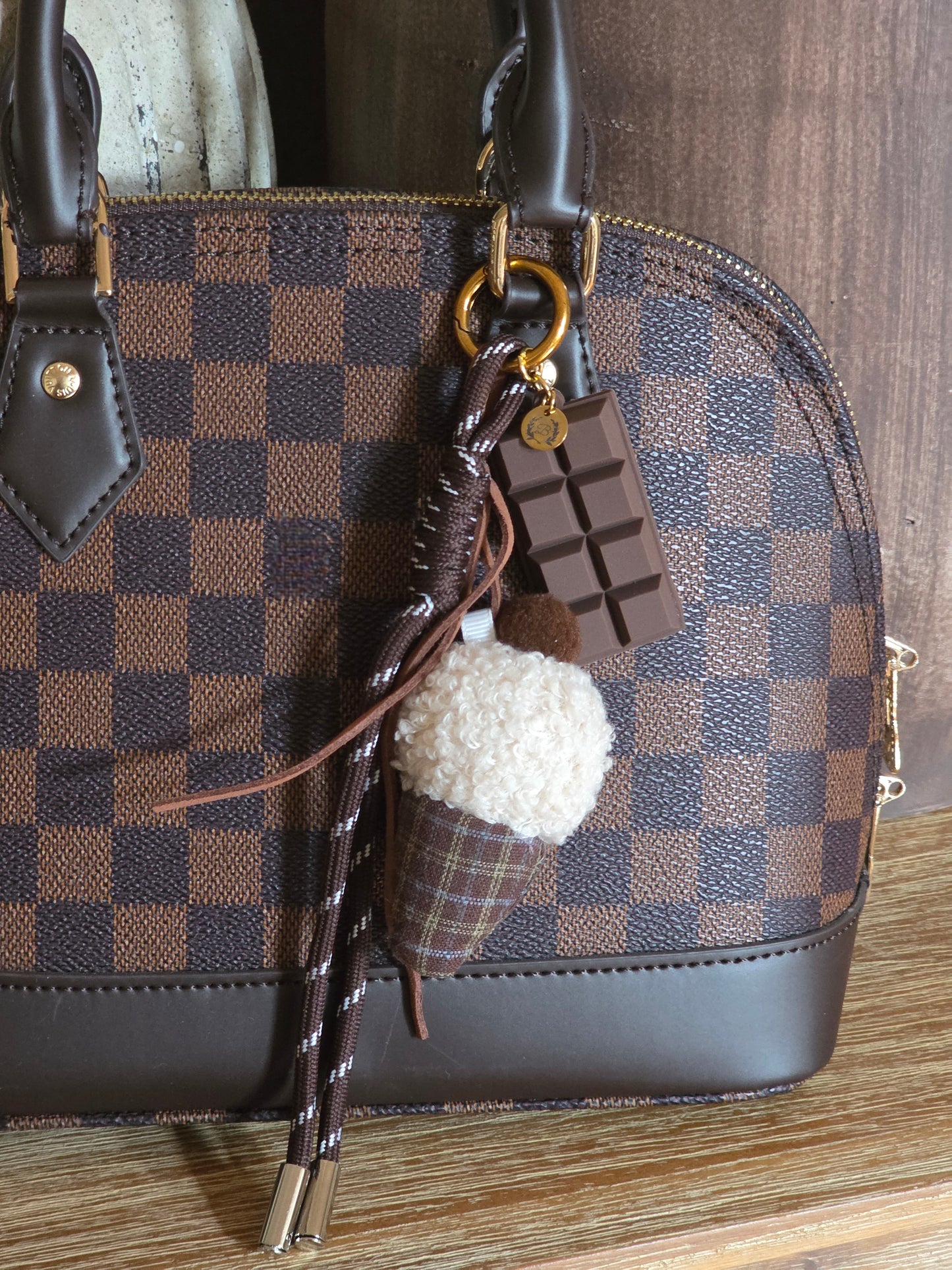 CUTE & FUN KEY CHAIN