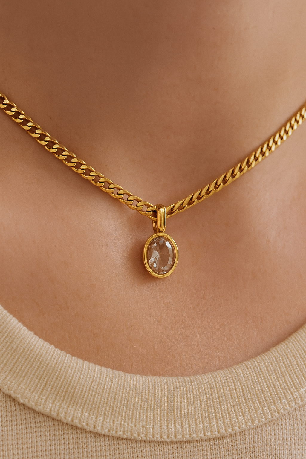 LEAH PENDANT NECKLACE