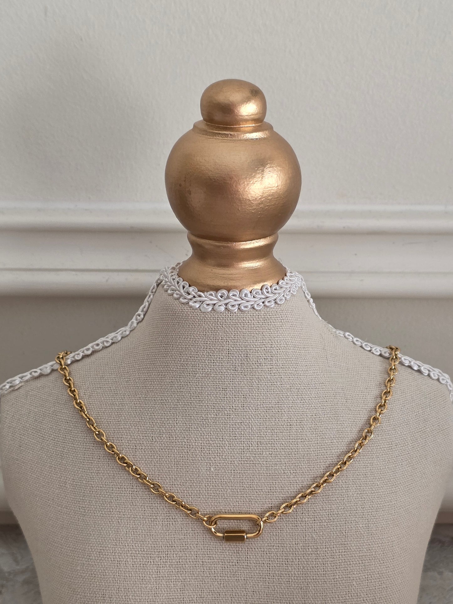 Gold charm link necklace