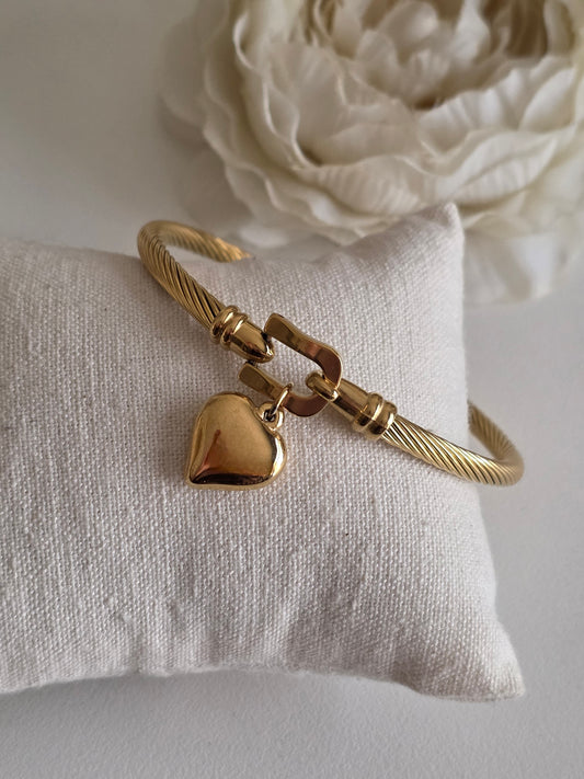 Gold heart charm bangle