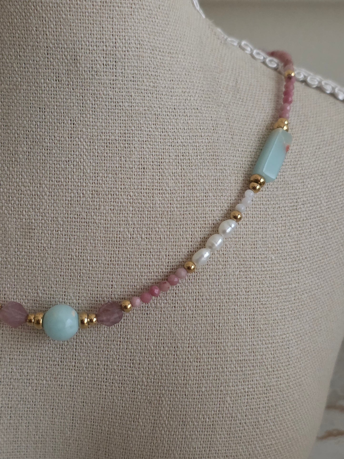 AYSEL NATURAL STONE & PEARL NECKLACE