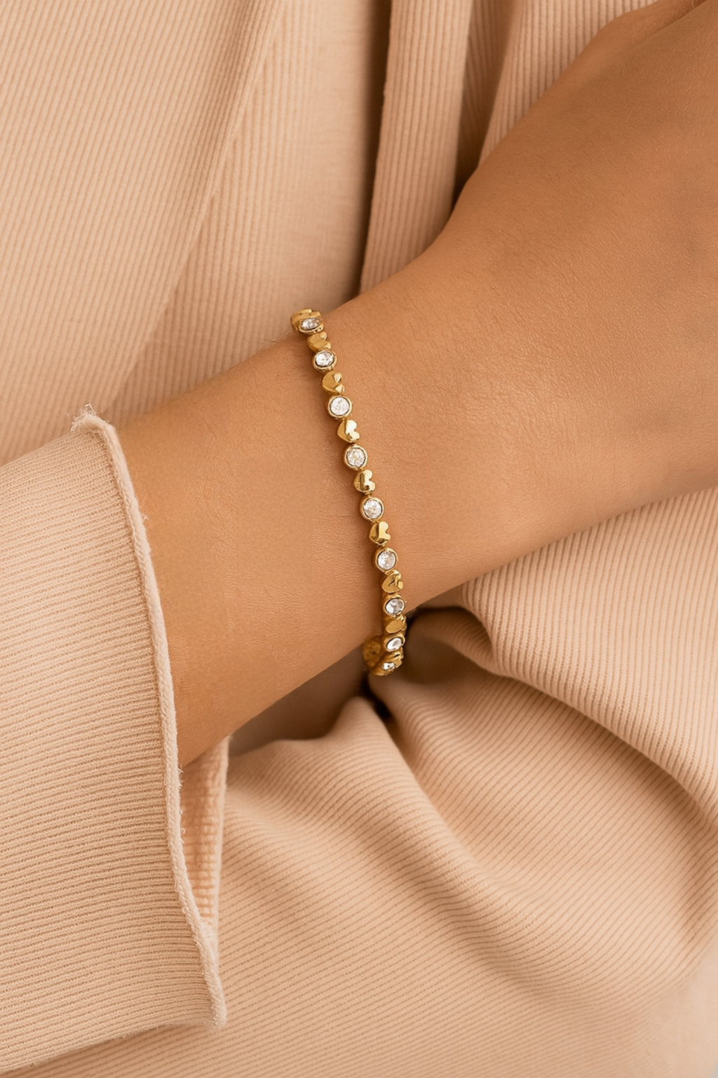 RINA HEART BANGLE