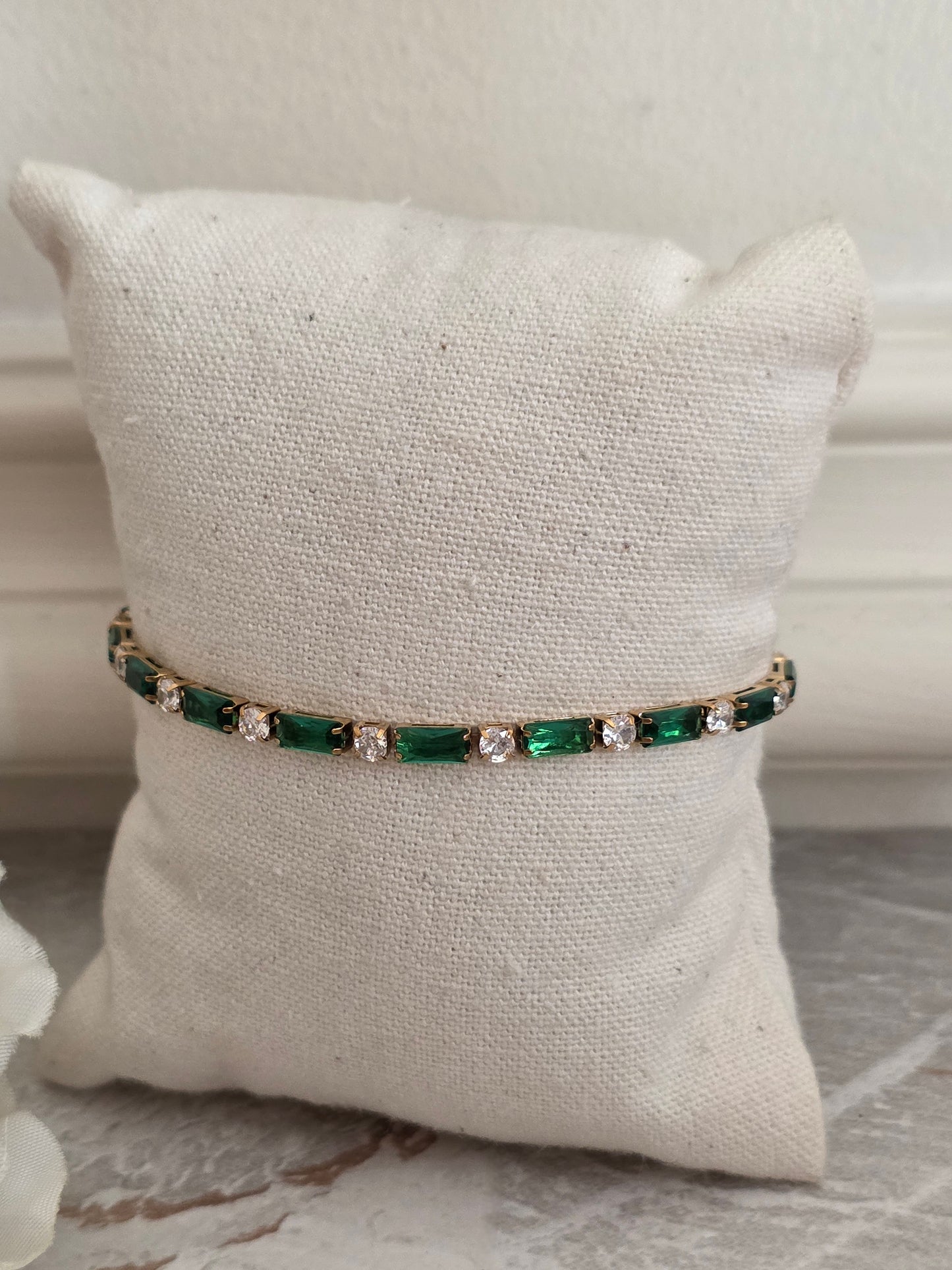 ALASYA GREEN TENNIS BRACELET
