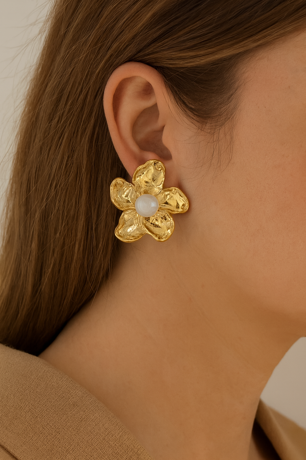 SERA FLOWER PEARL EARRINGS