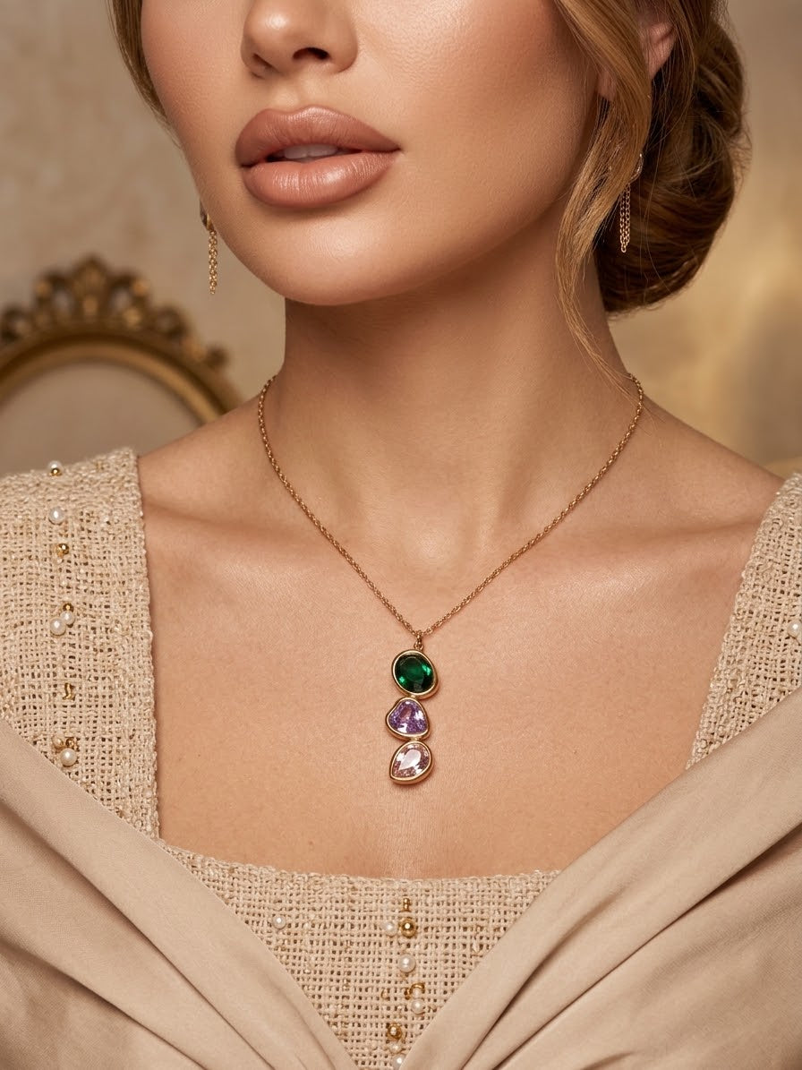 ARESA NECKLACE