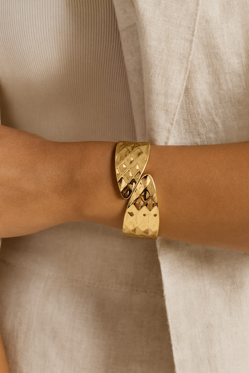 ALIYA BANGLE