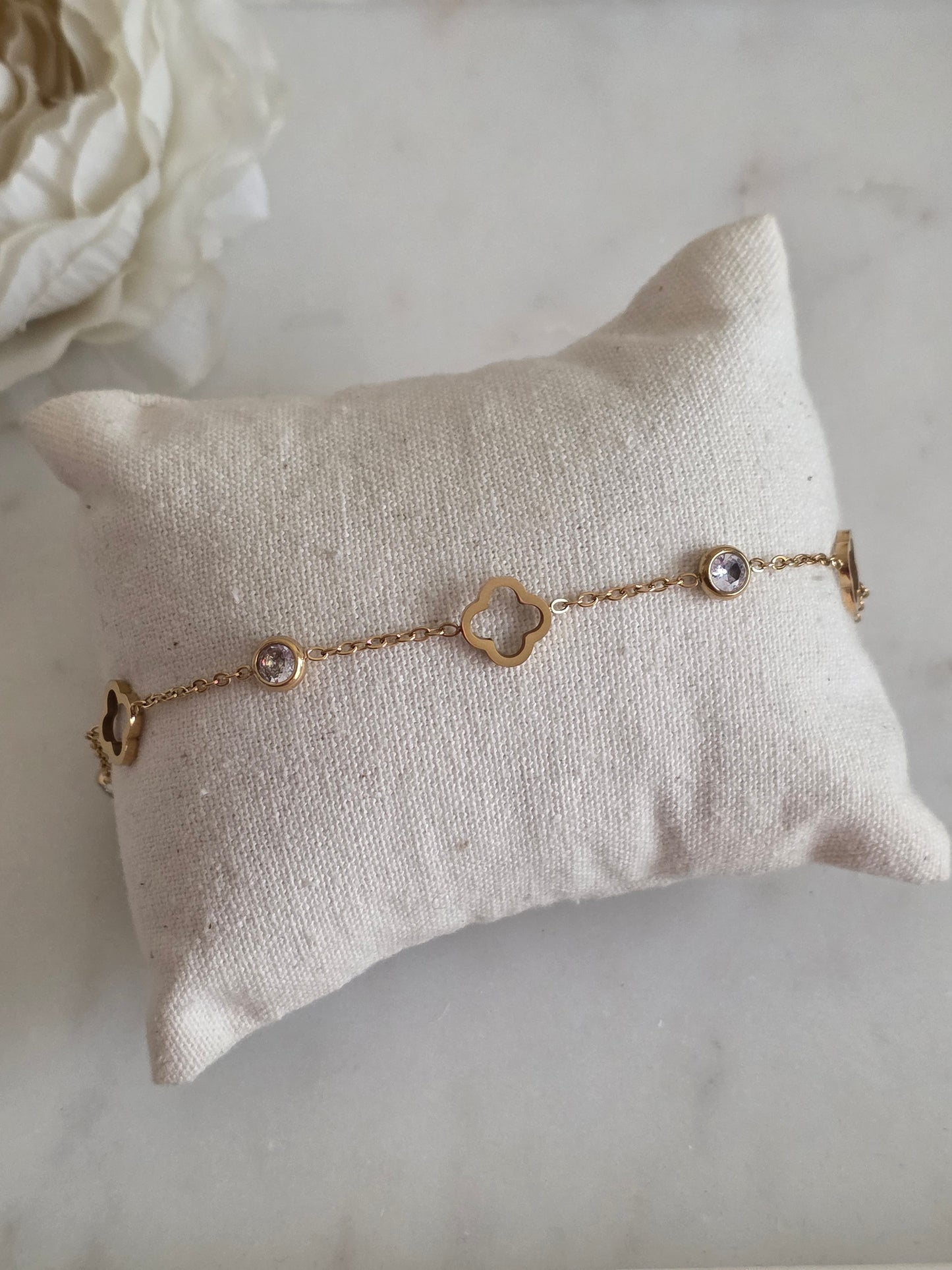 Gold and cubic zirconia Clover Bracelet