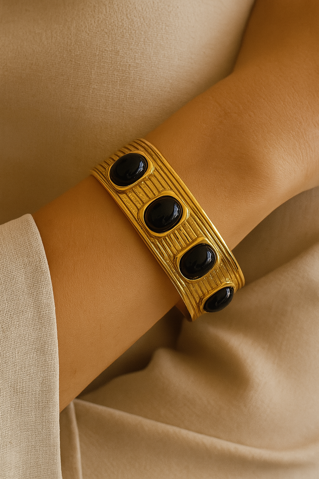 BADIA CUFF BANGLE