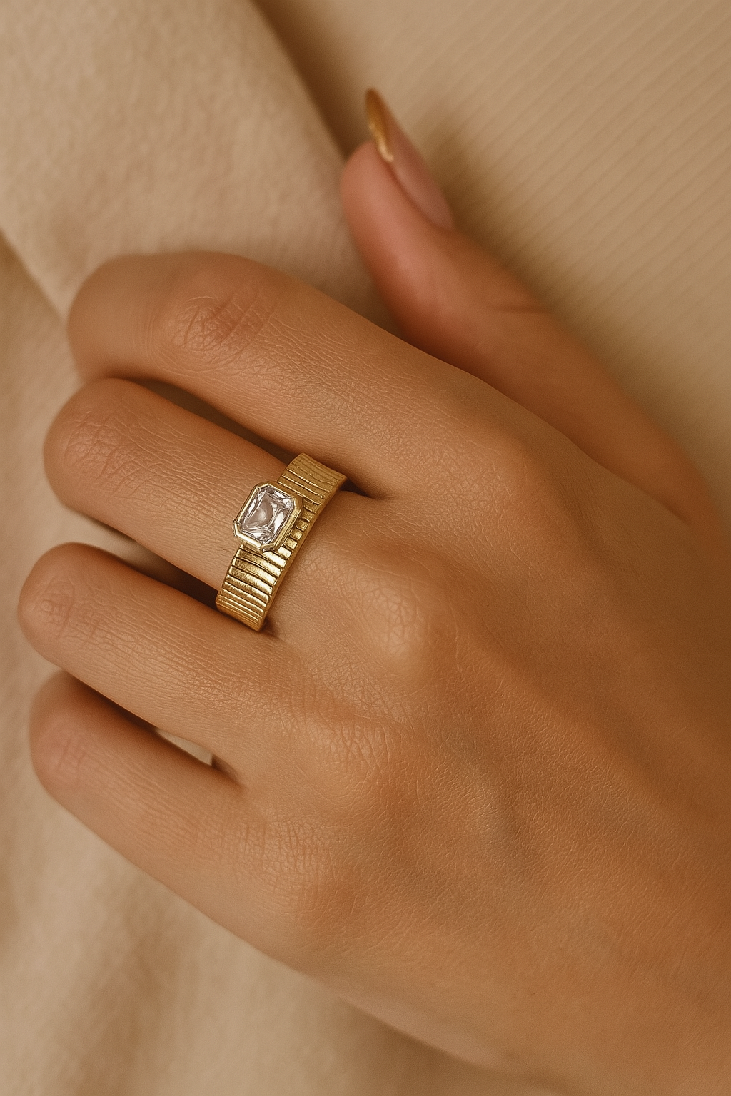 TAHIRA RING
