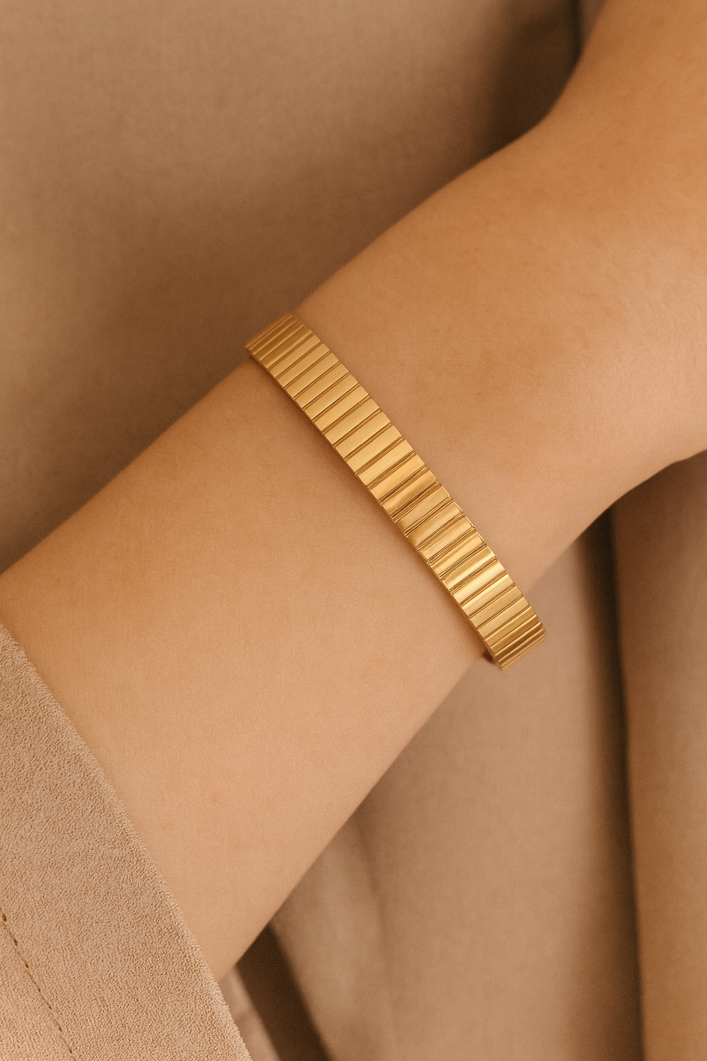 CEMRE BANGLE