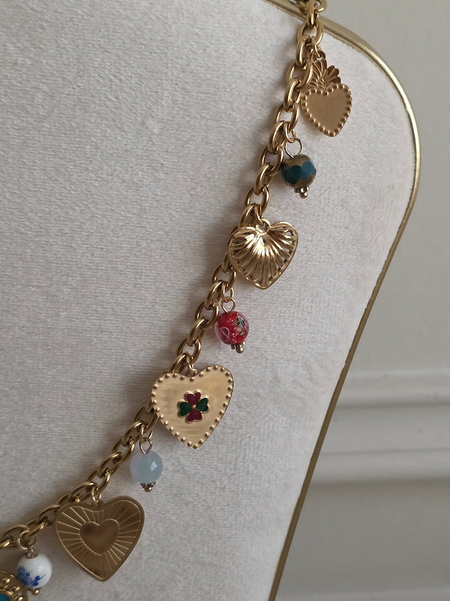 VINTAGE HEART CHARM NECKLACE
