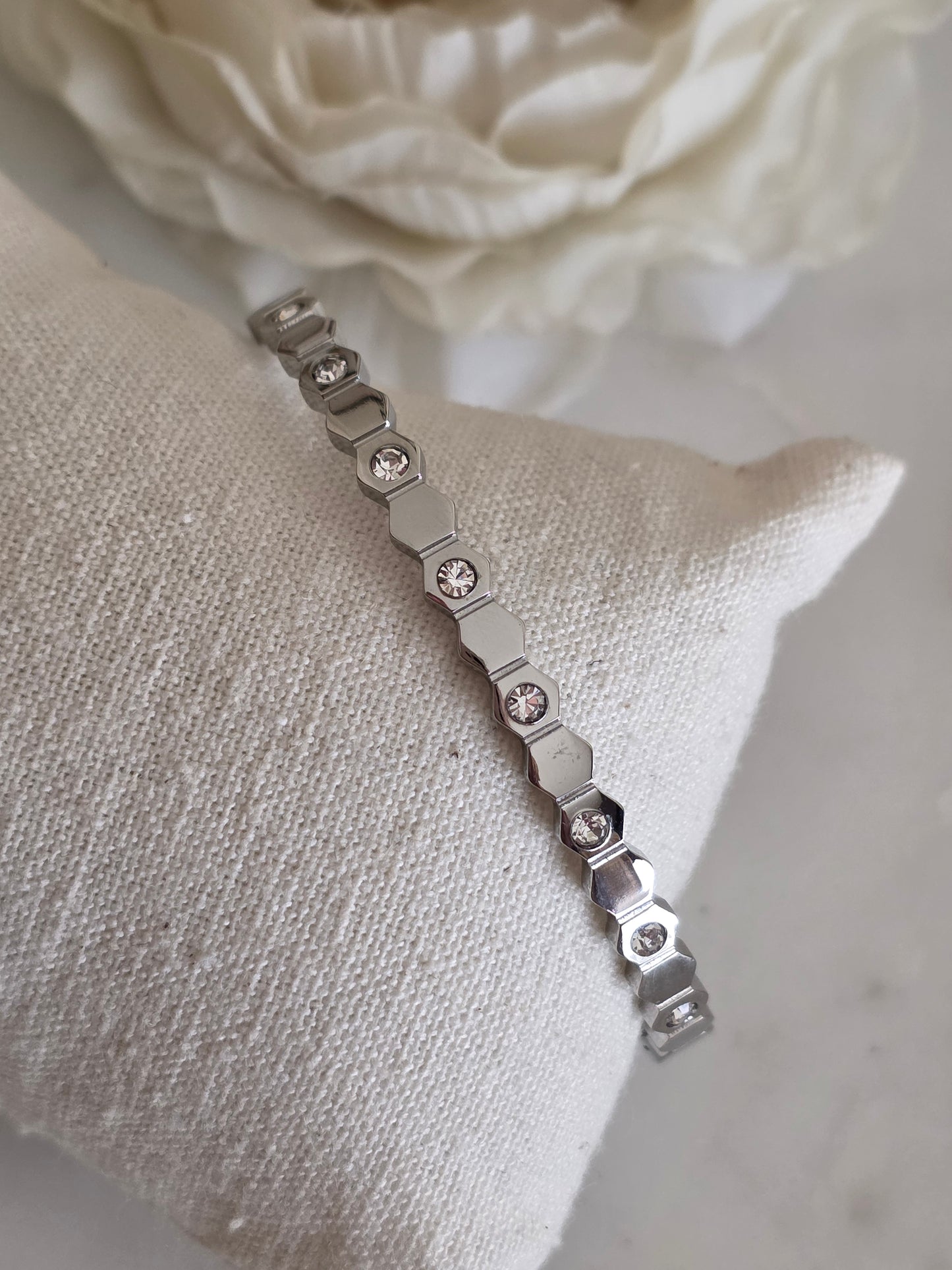 DENIZ BANGLE