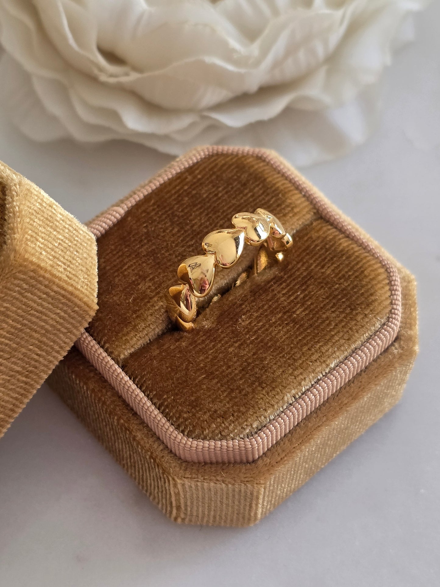 SHULA HEART RING