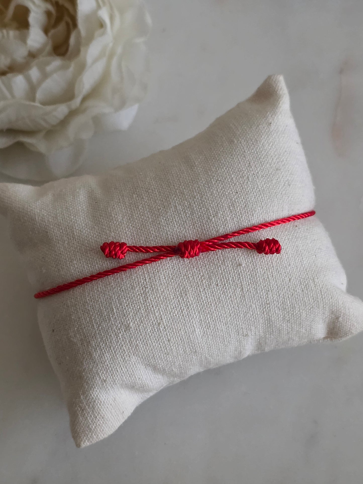 RED ROPE BRACELET