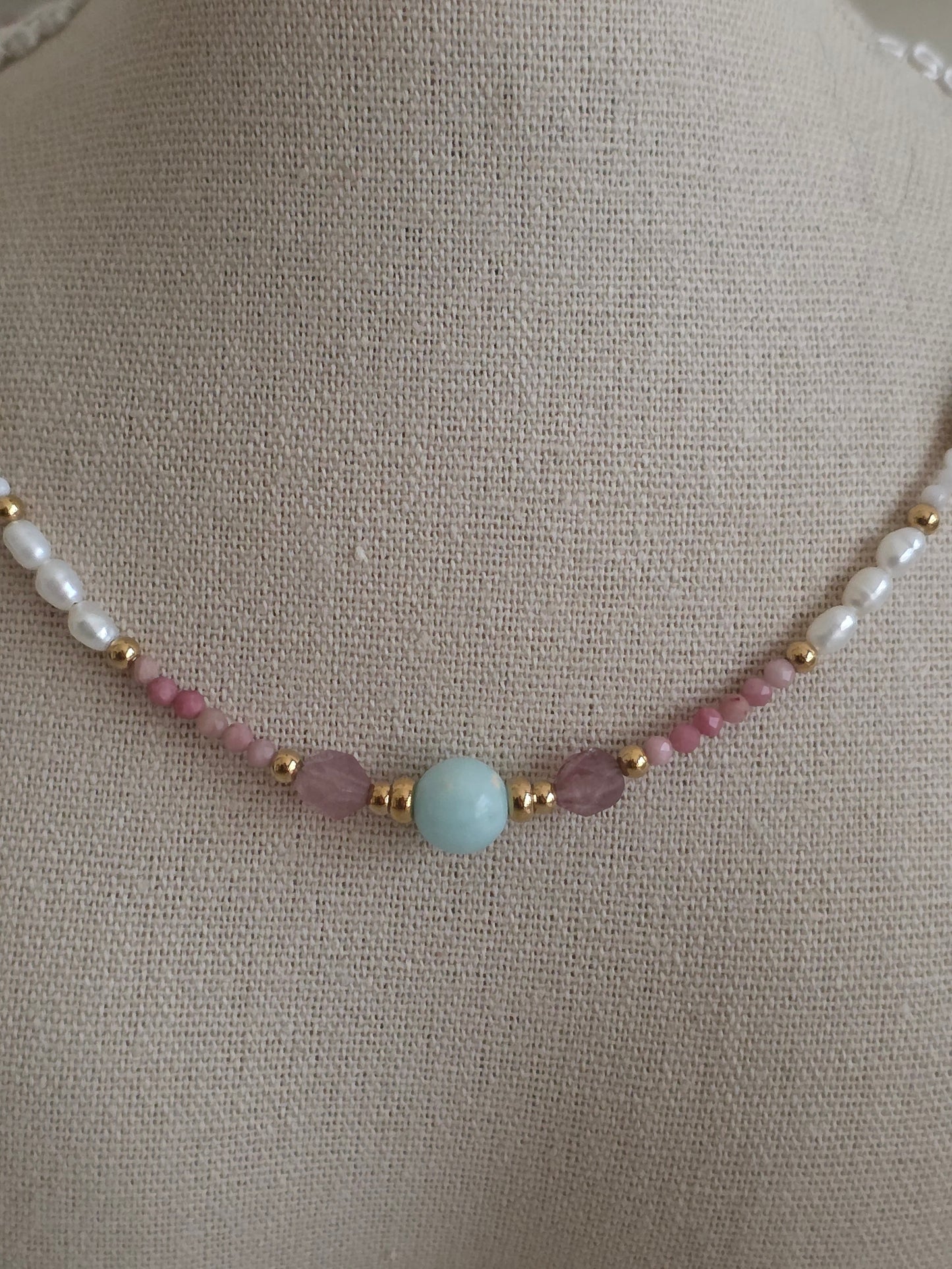 AYSEL NATURAL STONE & PEARL NECKLACE