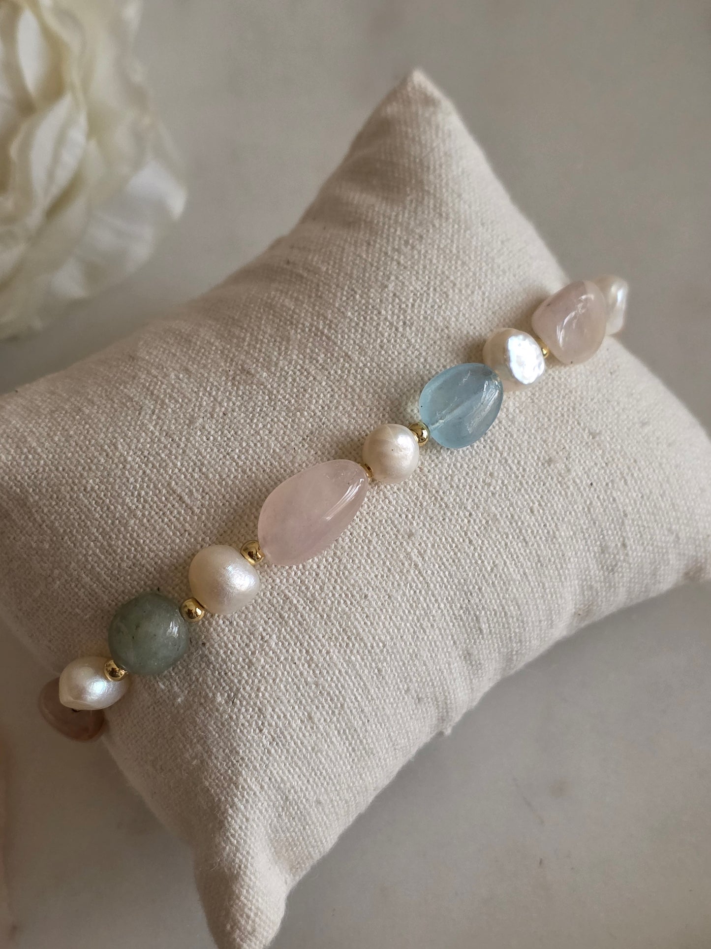 KIRA NATURAL STONE BRACELET