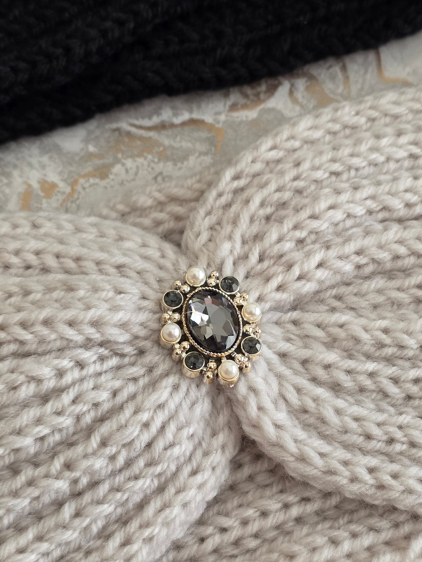 VINTAGE HEAD WARMER