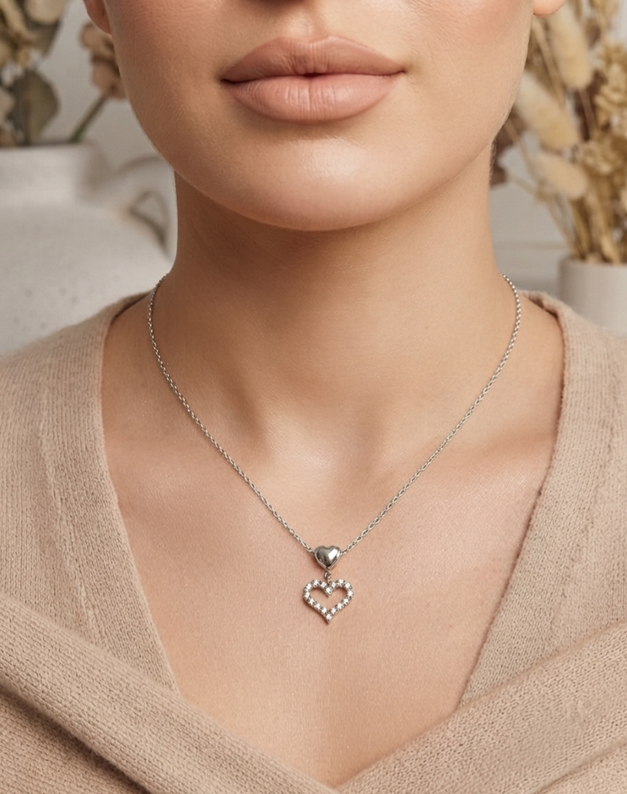 DELIAH HEART NECKLACE SILVER