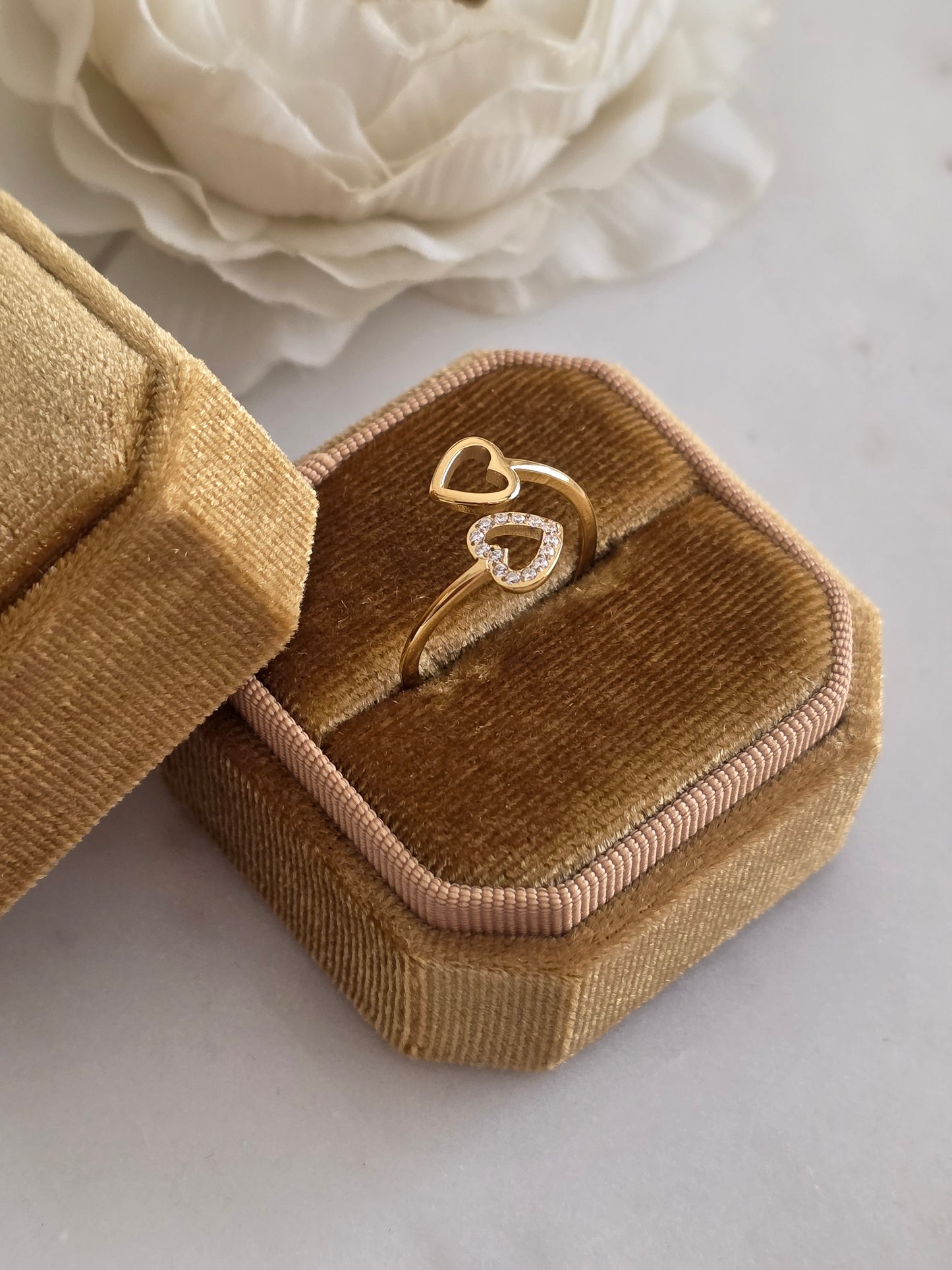SHEYDA HEART RING