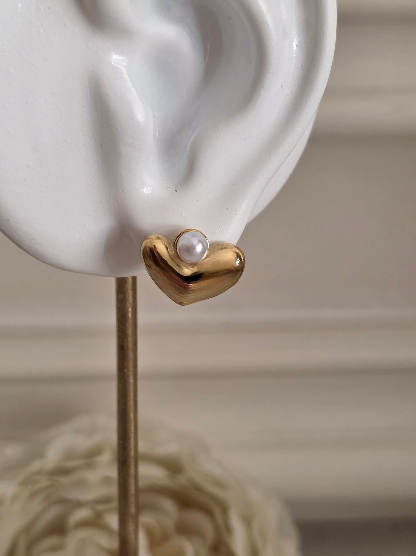TALIA HEART PEARL EARRINGS