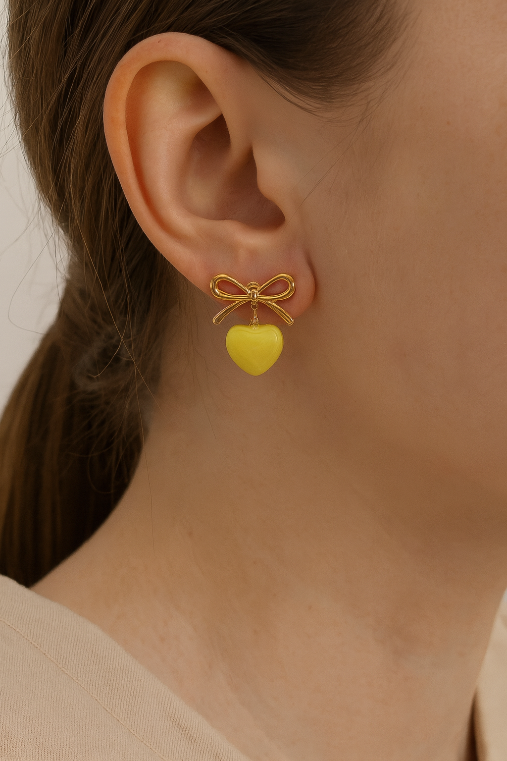 LAYLA HEART BOW EARRINGS