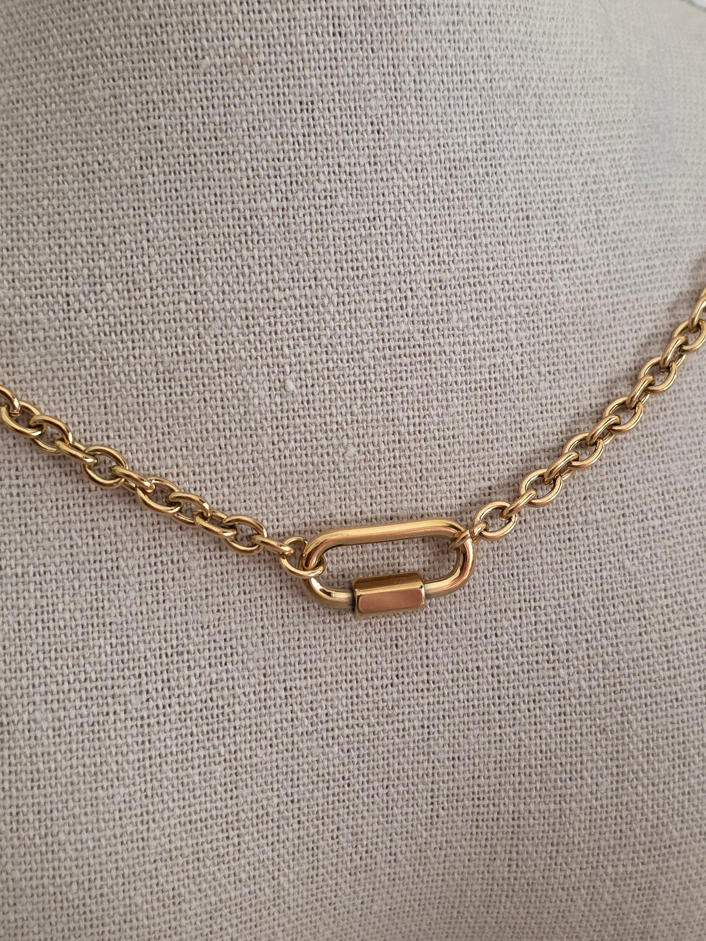 SIMI CHARM NECKLACE