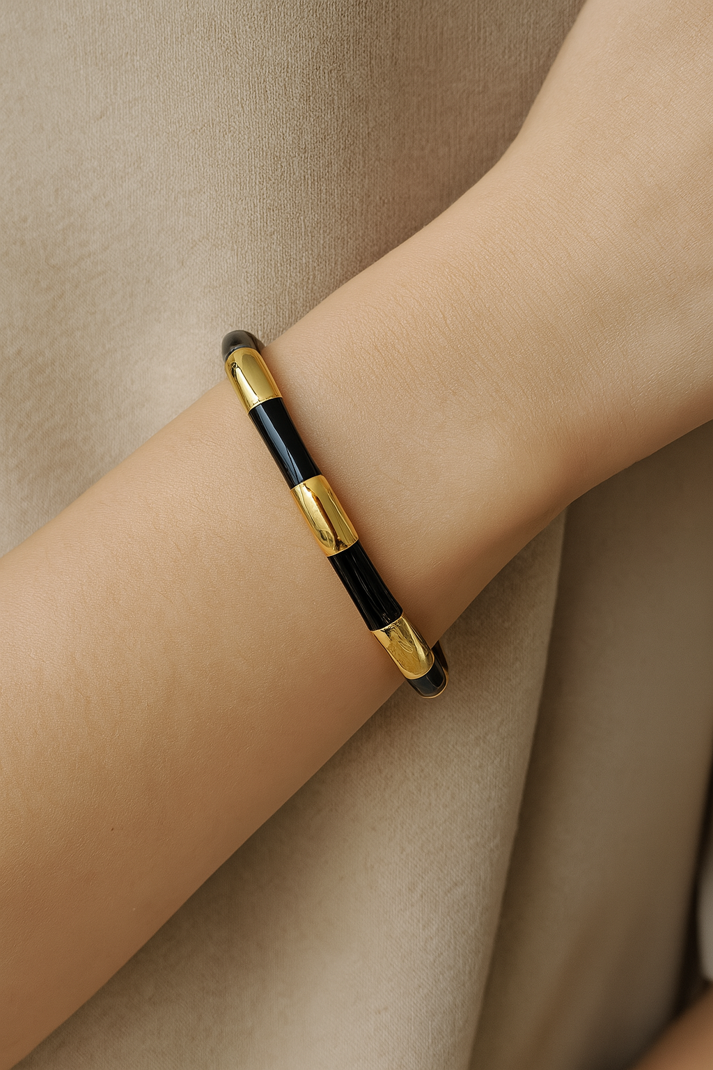 NAYLA CUFF BANGLE