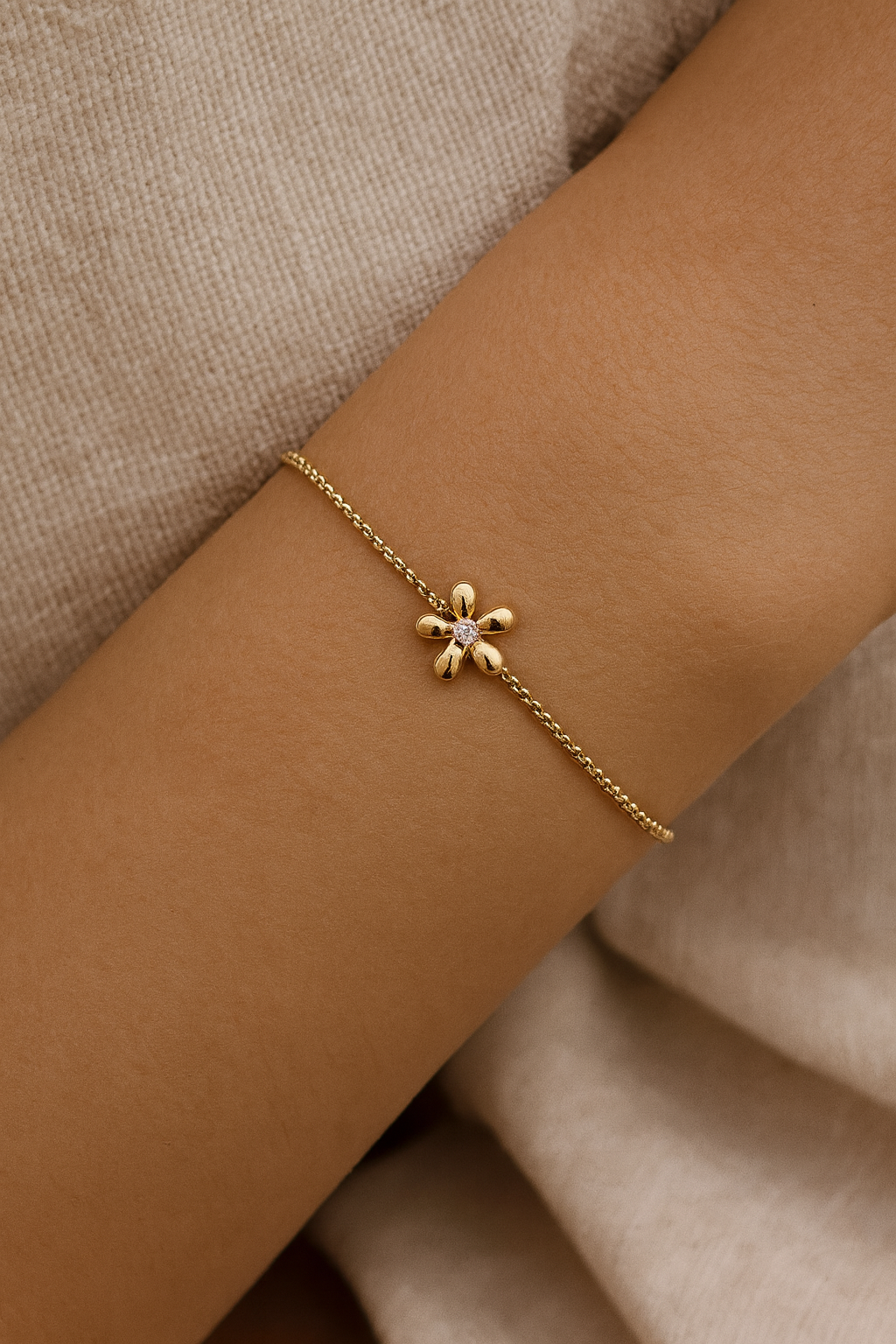 ASKIN FLOWER PENDANT BRACELET