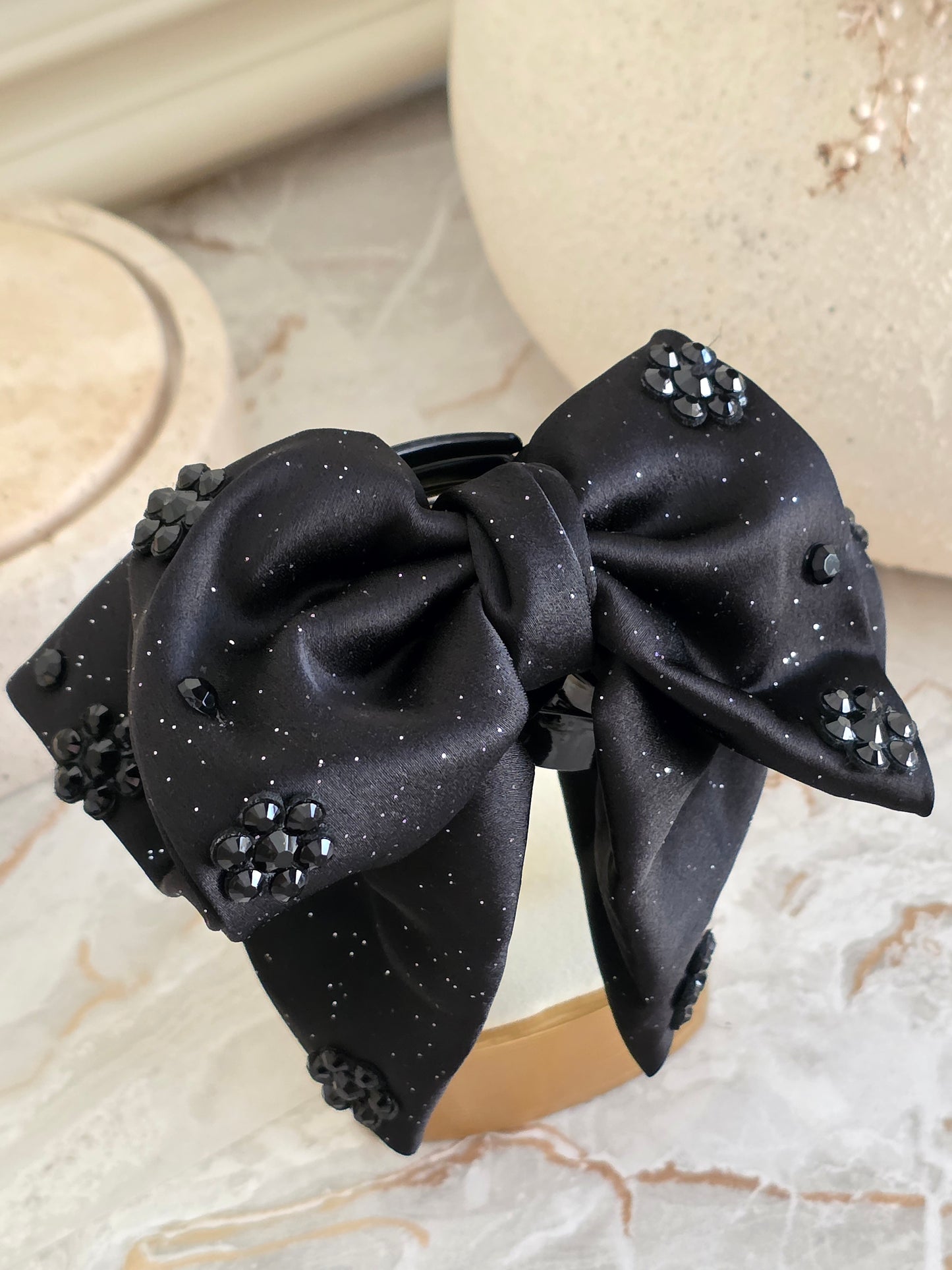 Elegant bow satin claw clip