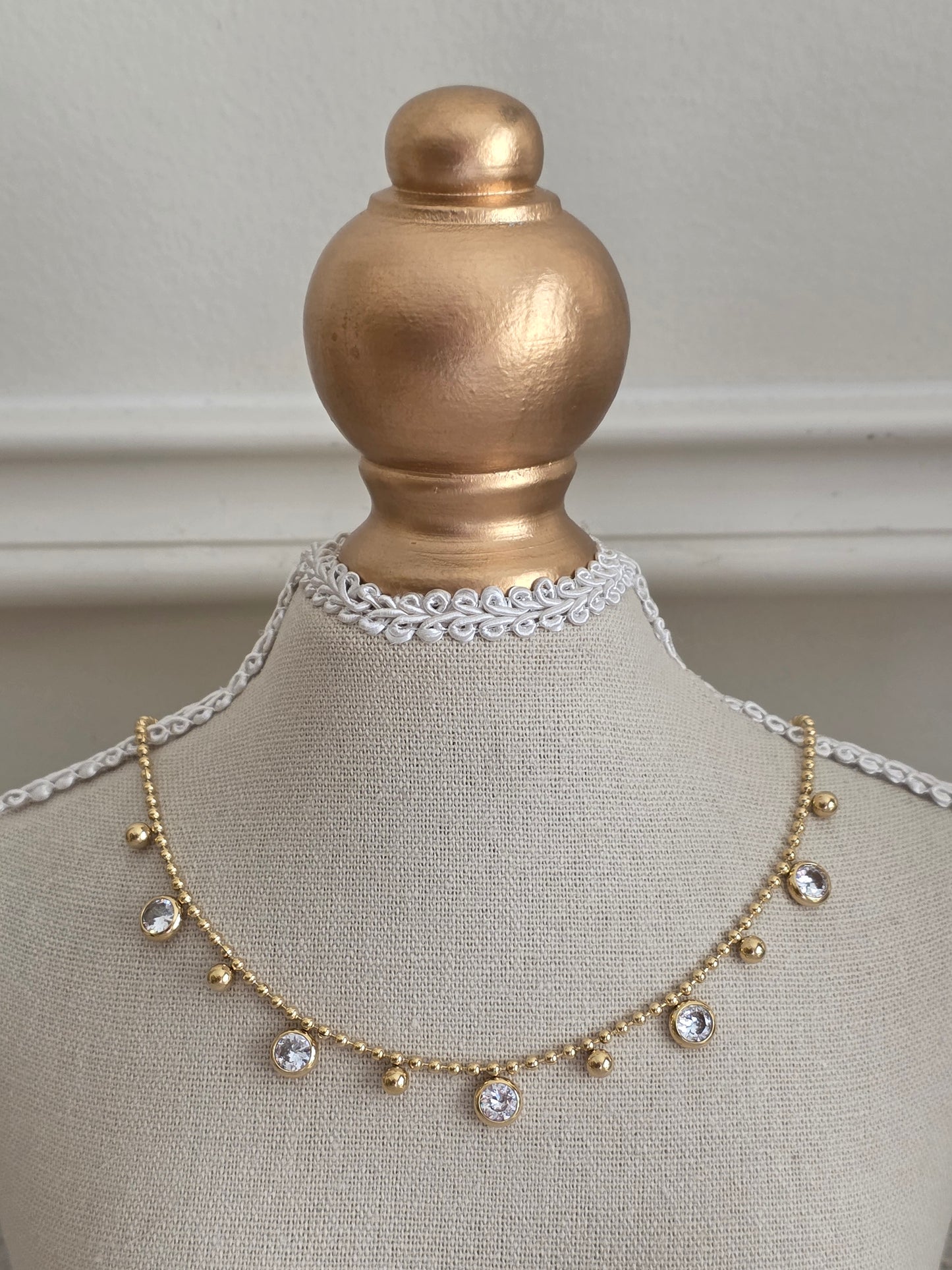 Gold cubic zirconia necklace
