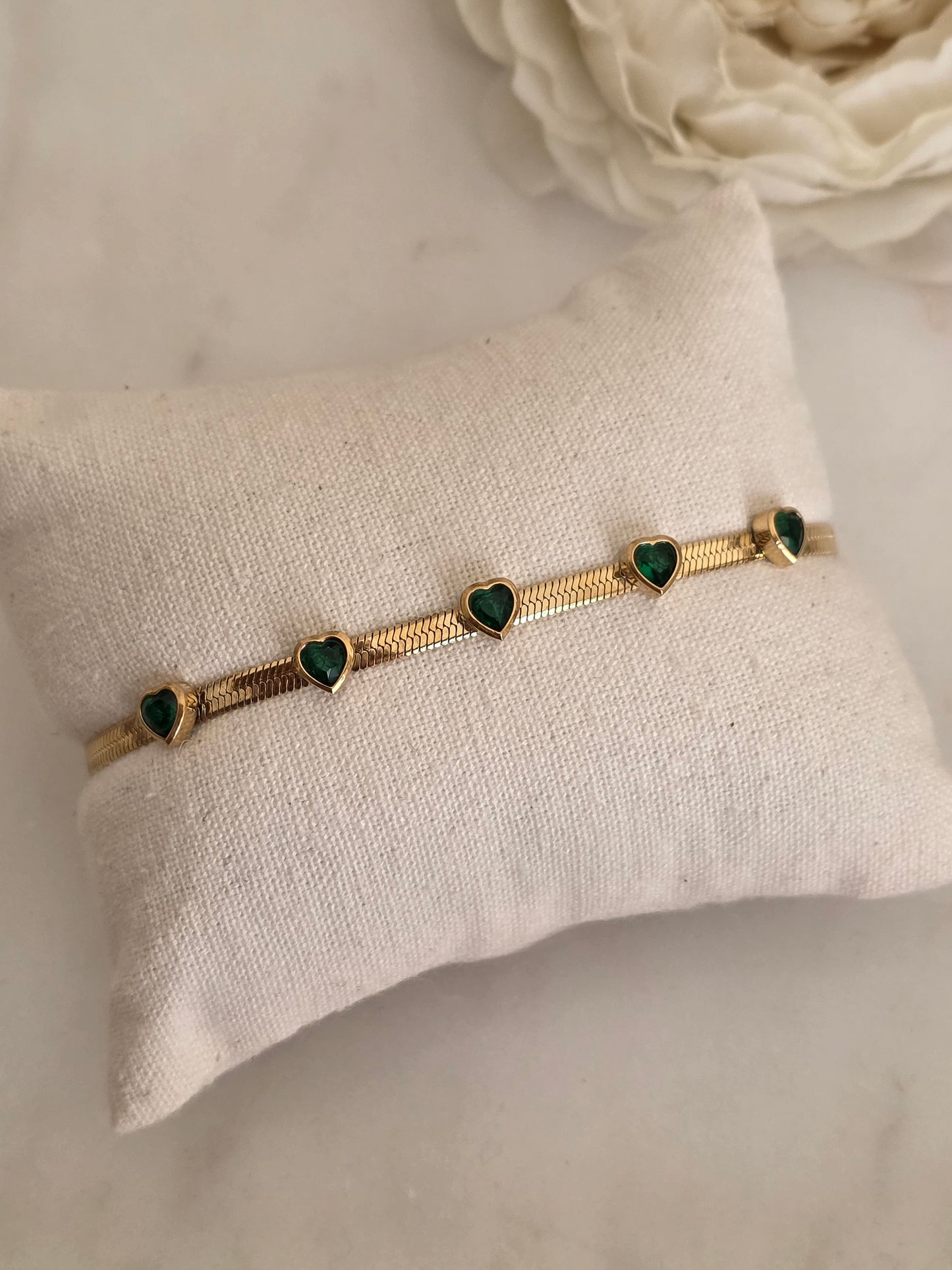 Gold emerald heart bracelet