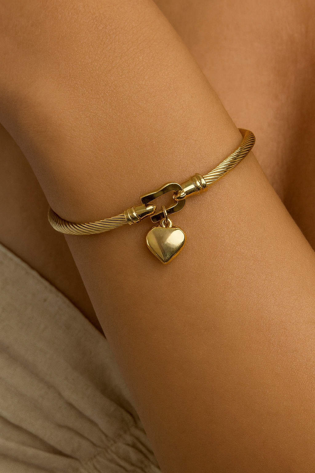 VIVA HEART BANGLE