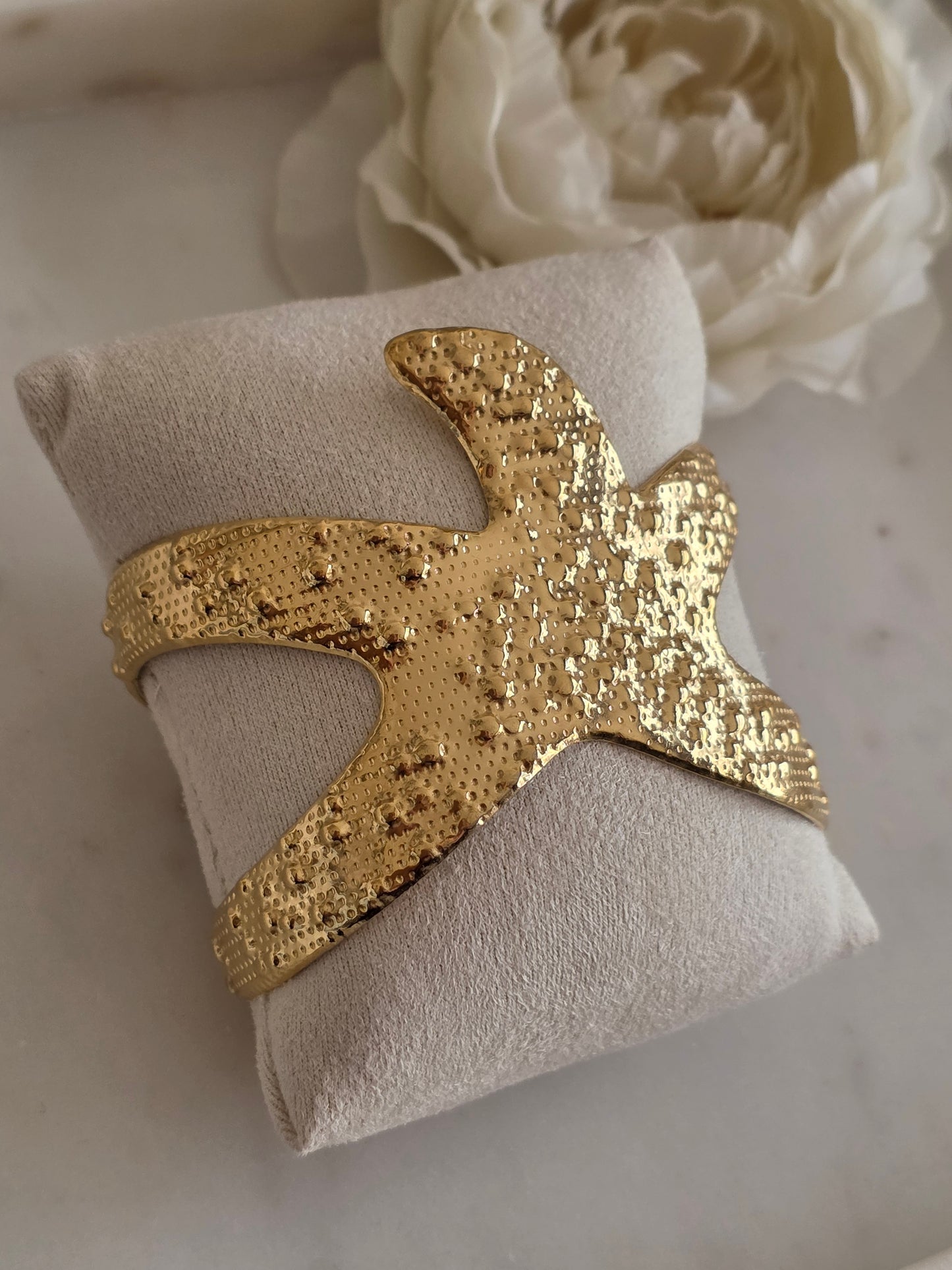 MARA STARFISH CUFF BANGLE