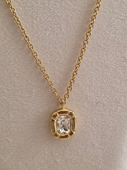 ASLI NECKLACE
