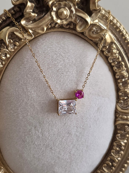 GULYA NECKLACE