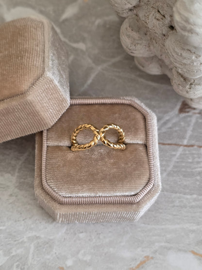 NAYLAH RING