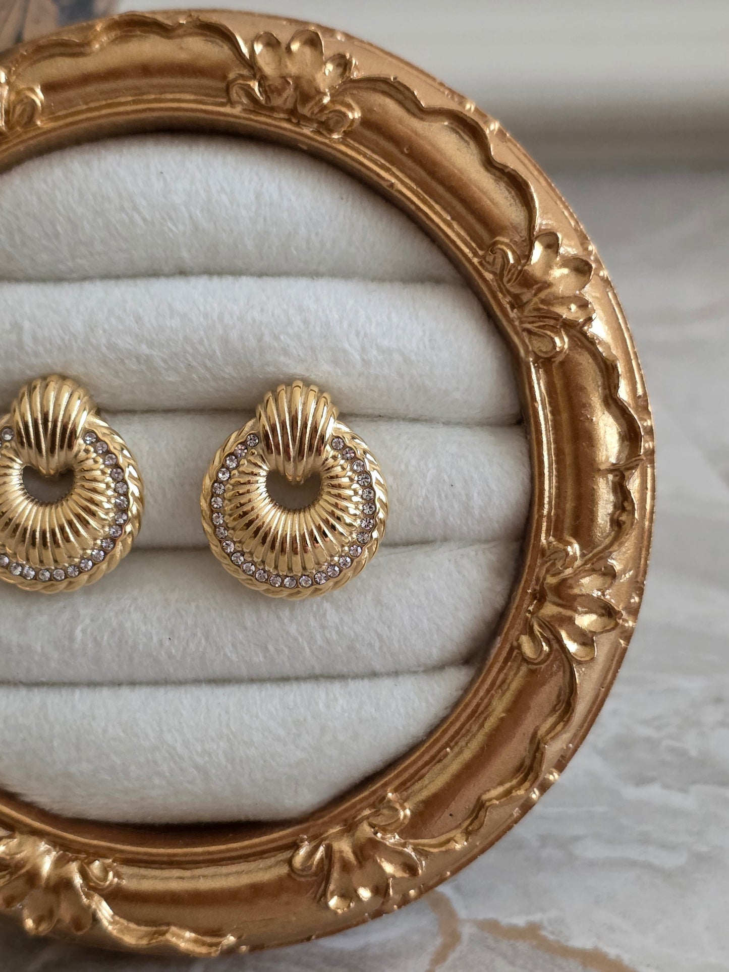 LILI EARRINGS