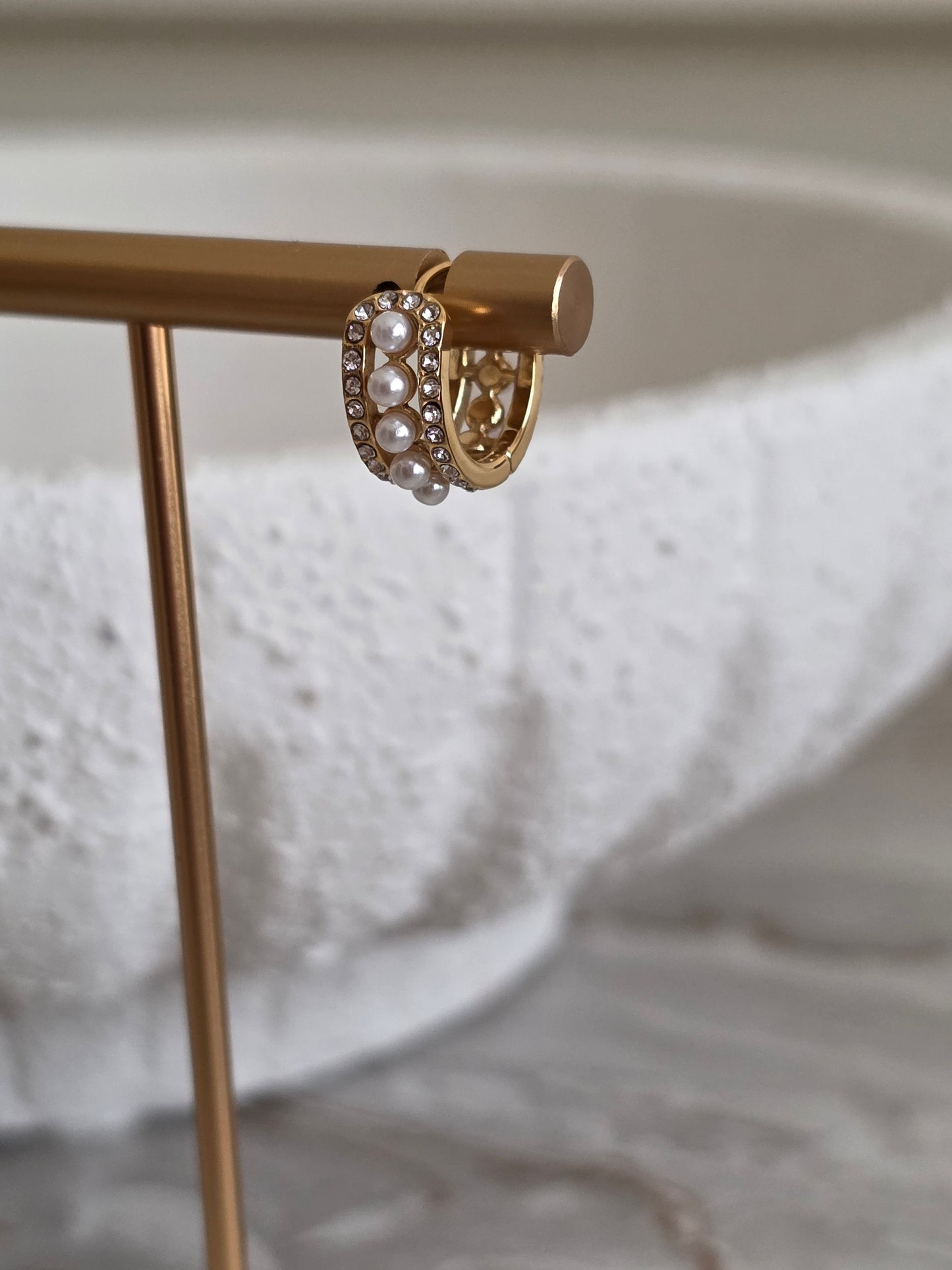 MELIN PEARL HOOP EARRINGS
