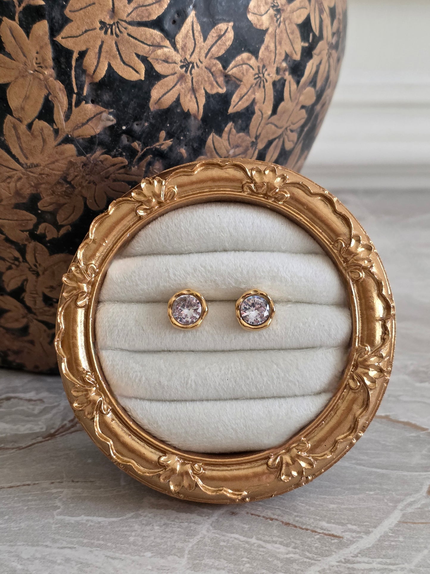 gold round cubic zirconia crystal earrings