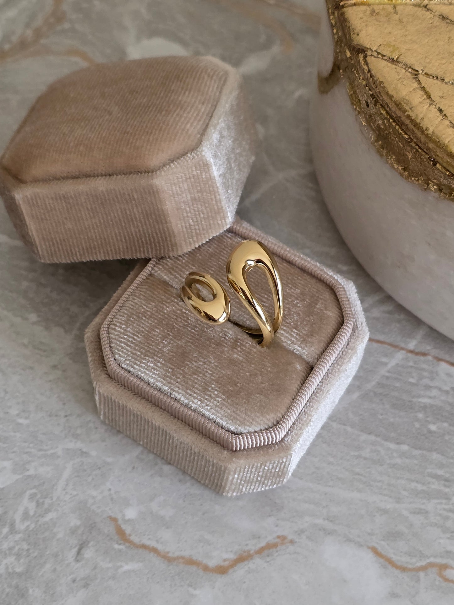 EYANA RING