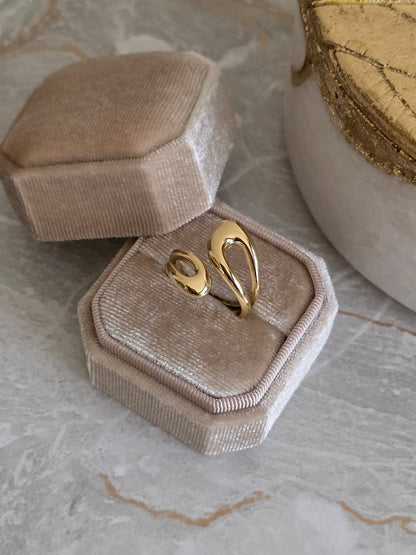 EYANA RING