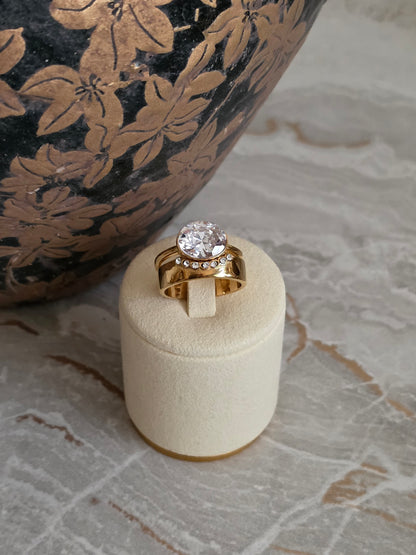 LEYA RING