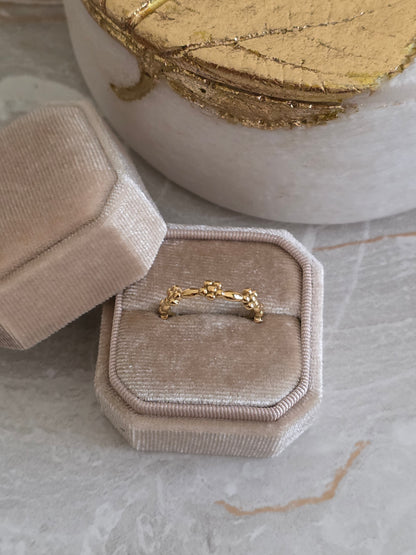 gold dante flower ring