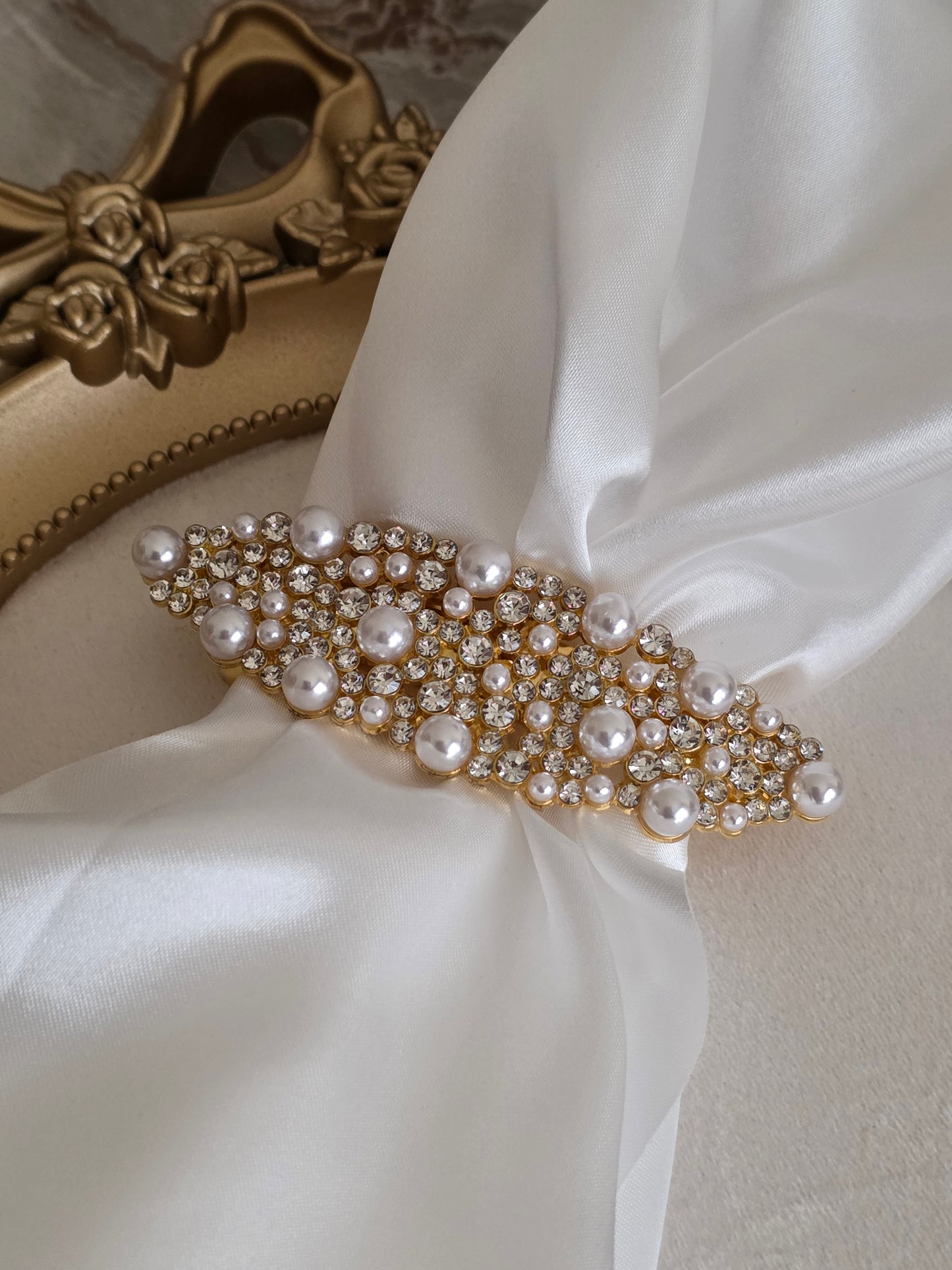 gold pearl and crystal hair clip