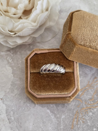 stainless steel twist style ring