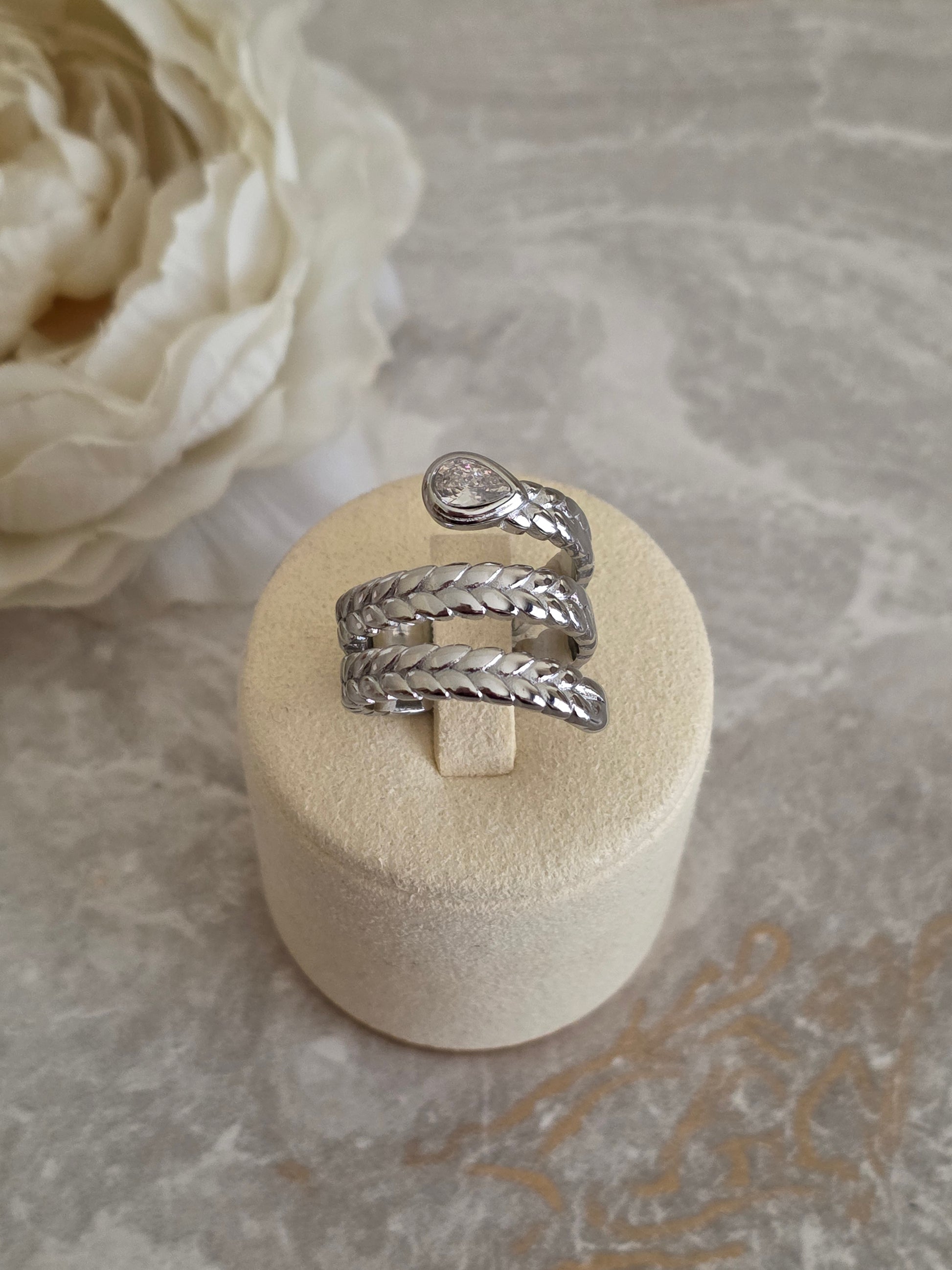 stainless steel cubic zirconia snake ring