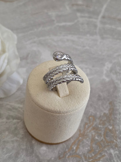 ZIANA SNAKE RING
